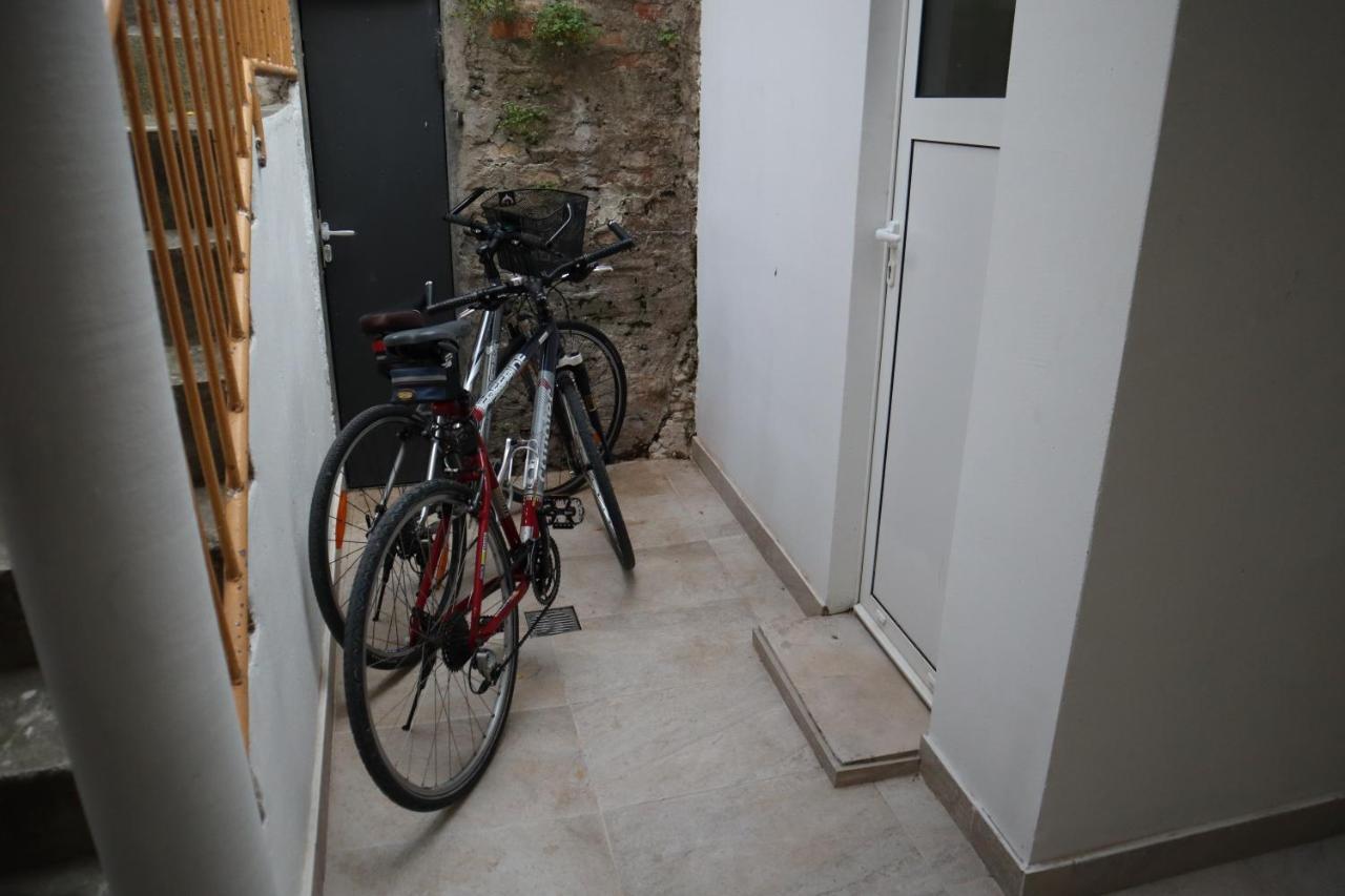 Apartments Iva Und Franka Omis Exterior photo